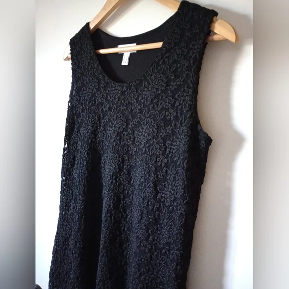 Susan Graver Black Lace Sleeveless Top Size Small - Picture 4 of 16